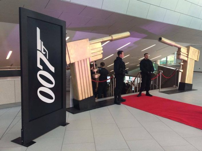 Bond Entrance