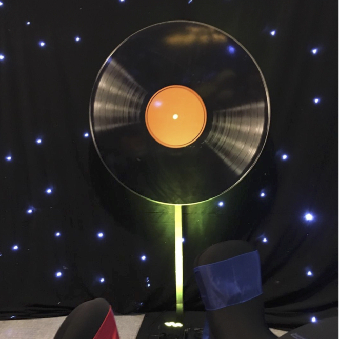 Giant Vinyl Record Prop – iCatching, everything for events