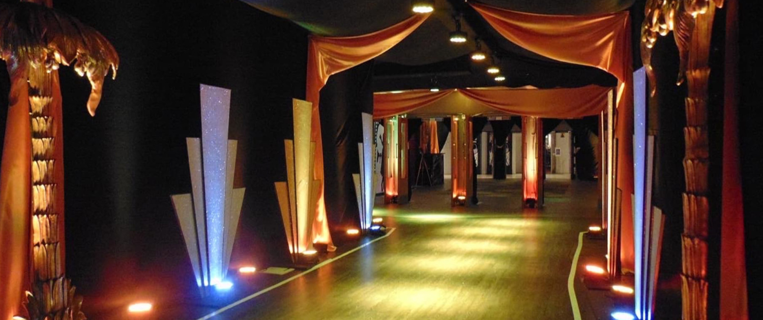 DRAPED ENTRANCE